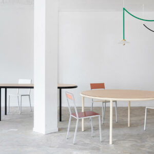 Wooden table round M