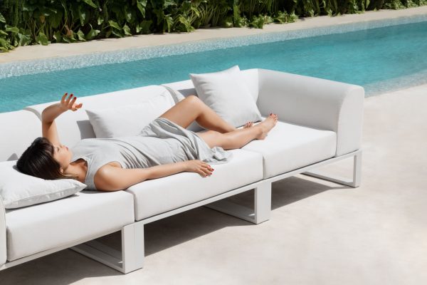 Ploid-sofa-grey_ret