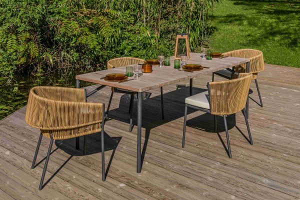 lapel-table-de-repas-outdoor-ligne-roset-8