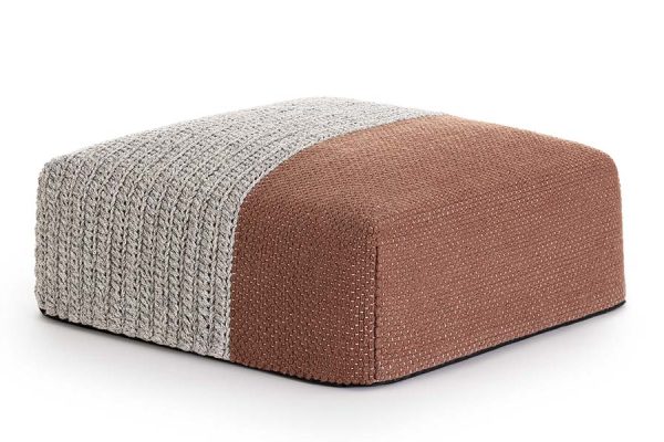 mangas-outdoor-pouf-thumb