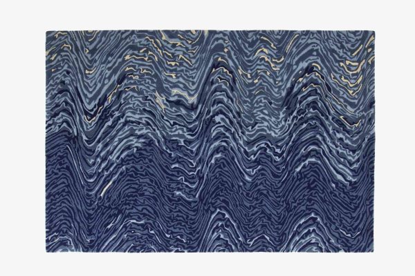 tapis-blur-bleu-ligne-roset-1