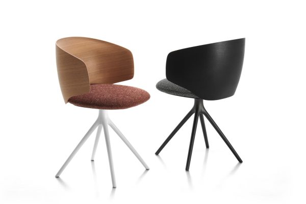Universal armchair (dossier bois)