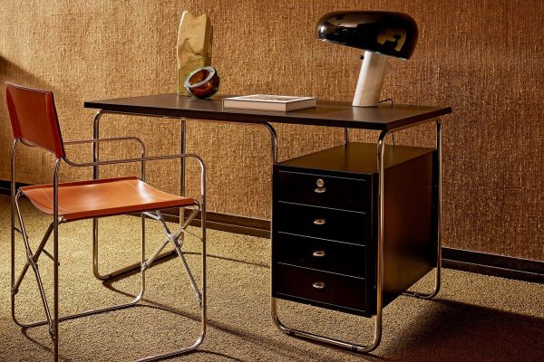 zanotta_comacina_writing_desk_detail1